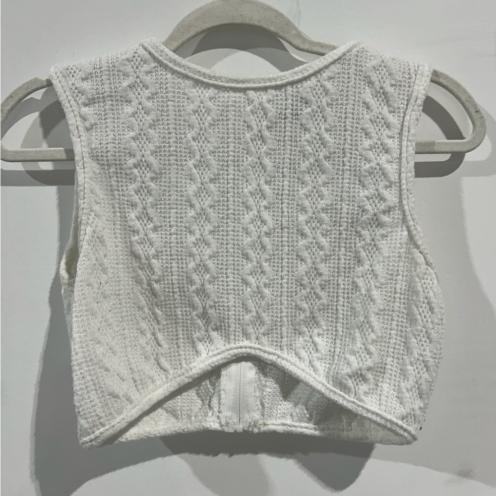 SHEIN Ivory Knit Sleeveless Top